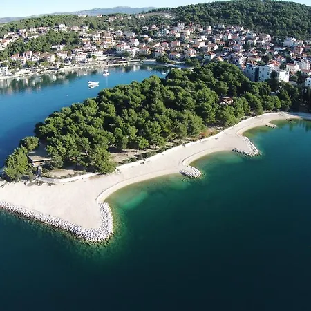 Kamp Rozac Parco vacanze 3*