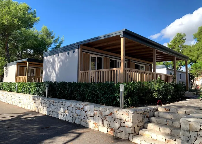 Kamp Rozac 3* Trogir