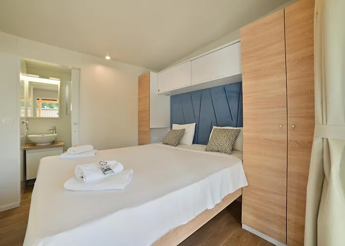 假日公园 Kamp Rozac