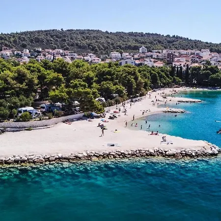 Kamp Rozac Village de vacances