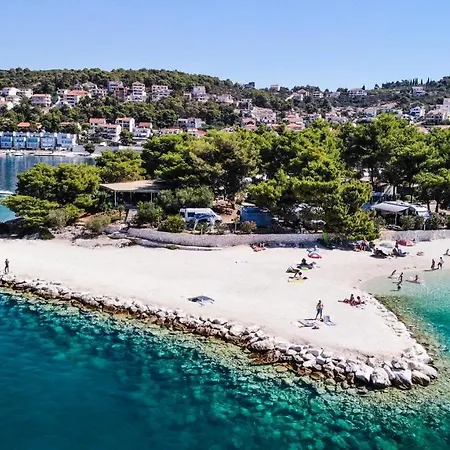 Kamp Rozac Village de vacances Trogir