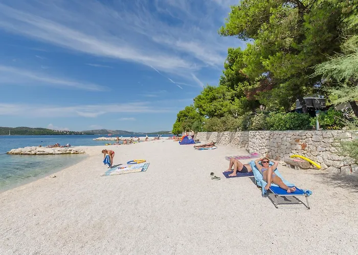 Prázdninový areál Kamp Rozac 3*